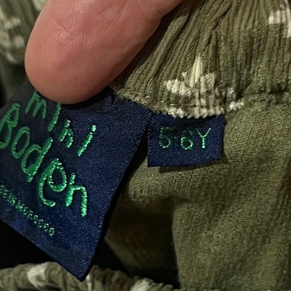 MINI BODEN Girl's Corduroy Floral Skirt - Picture 3 of 3